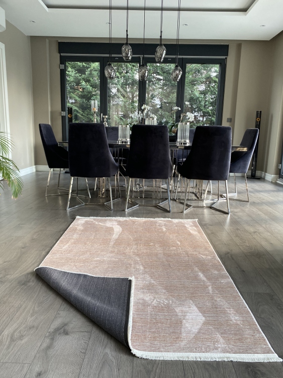 This rug bamboo texture, bringing a natural and organic feel to your home decor .