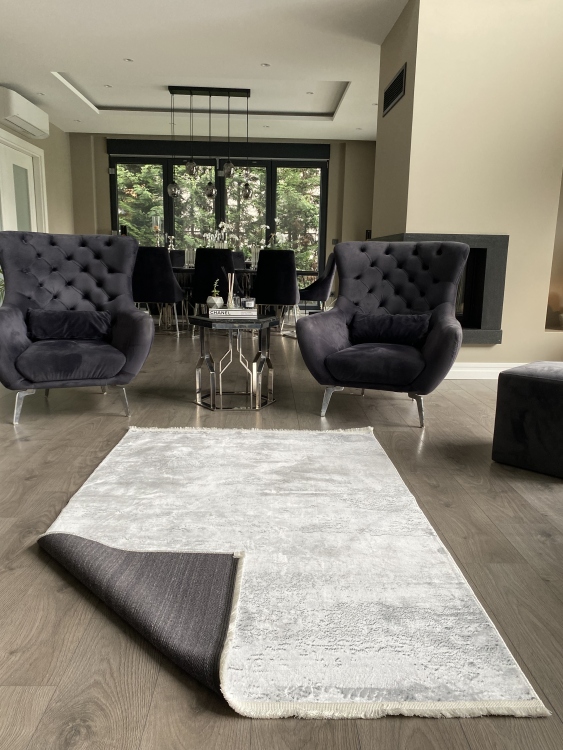 This rug bamboo texture, bringing a natural and organic feel to your home decor .
