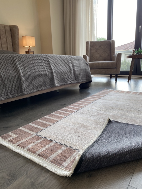 This rug bamboo texture, bringing a natural and organic feel to your home decor .
