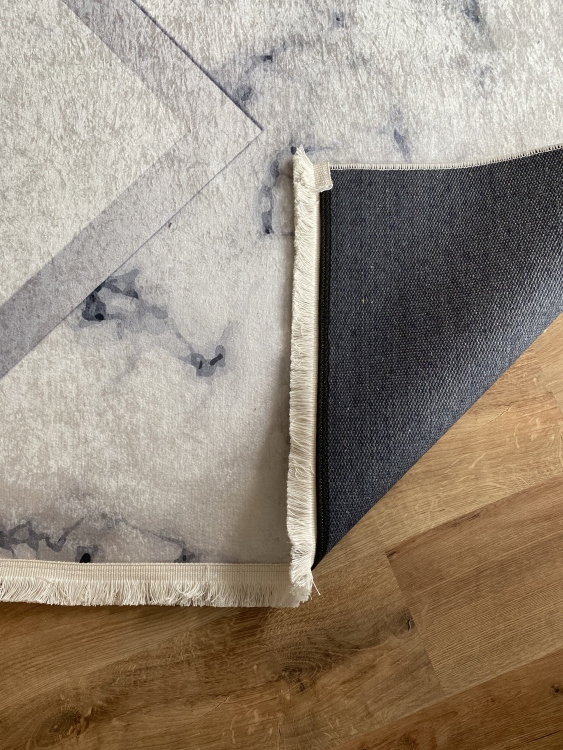 This printed velvet cloth weaving base rug has a soft texture, and a bold and stylish design