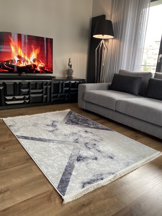 This printed velvet cloth weaving base rug has a soft texture, and a bold and stylish design