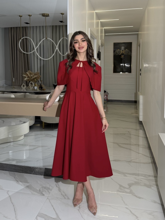  احمر     Elegant Midi Dress with Shoulder Cape