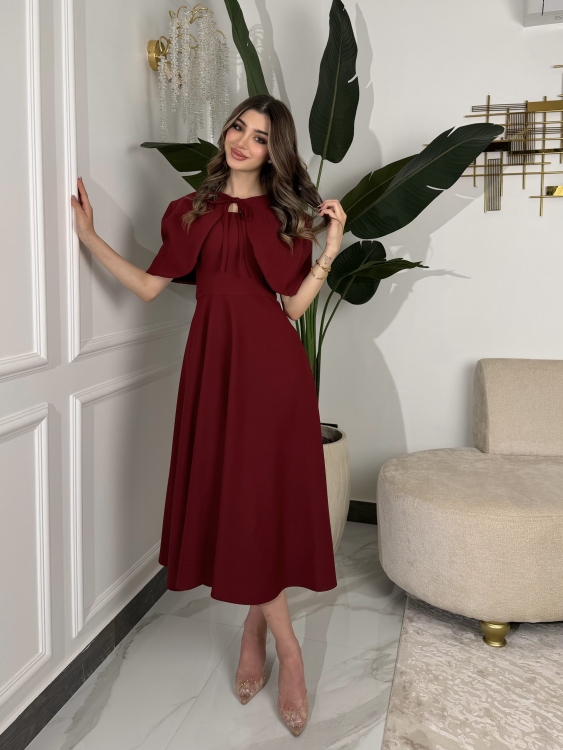 خمري     Elegant Midi Dress with Shoulder Cape