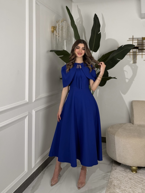 نيلي      Elegant Midi Dress with Shoulder Cape