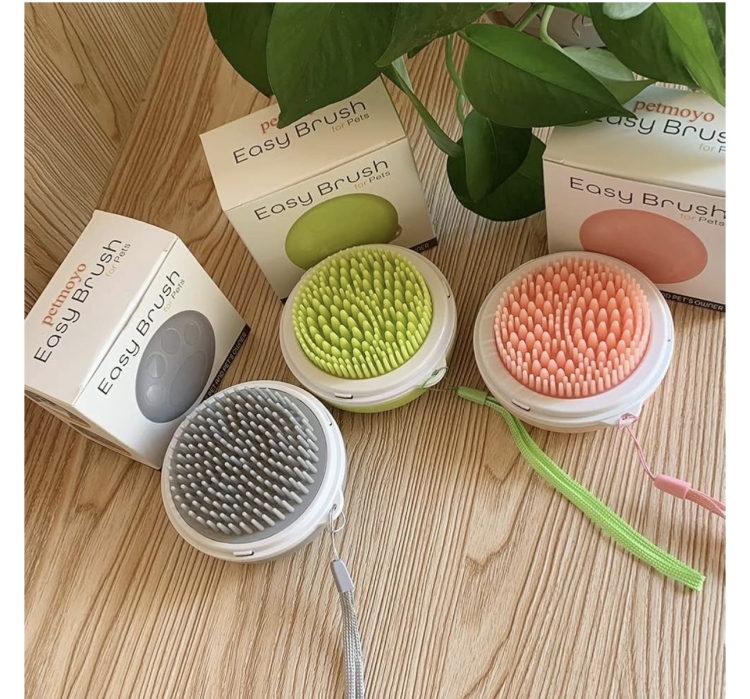 فرشاة Petmoyo "Easy Brush" للعناية بالحيوانات الأليفة , لون رمادي.