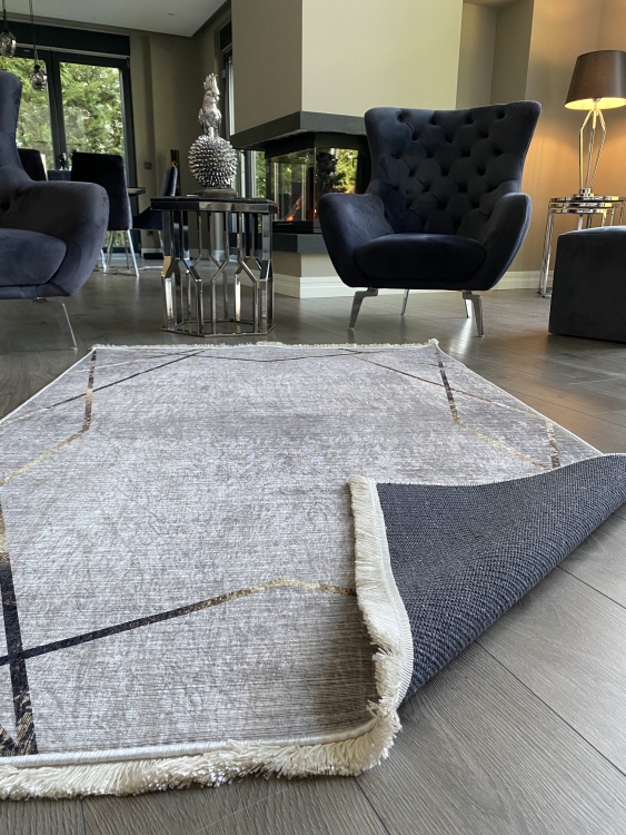 This printed velvet cloth weaving base rug has a soft texture, and a bold and stylish design