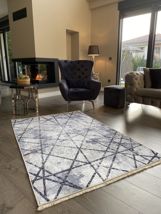 This printed velvet cloth weaving base rug has a soft texture, and a bold and stylish design