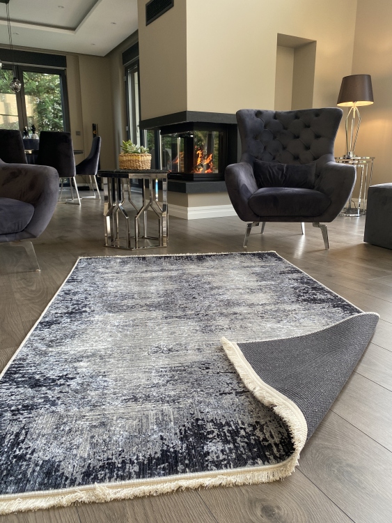 This printed velvet cloth weaving base rug has a soft texture, and a bold and stylish design