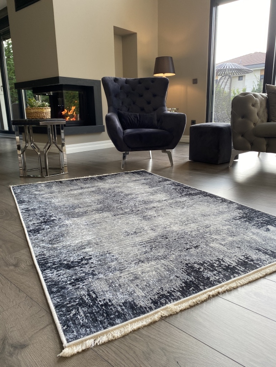 This printed velvet cloth weaving base rug has a soft texture, and a bold and stylish design
