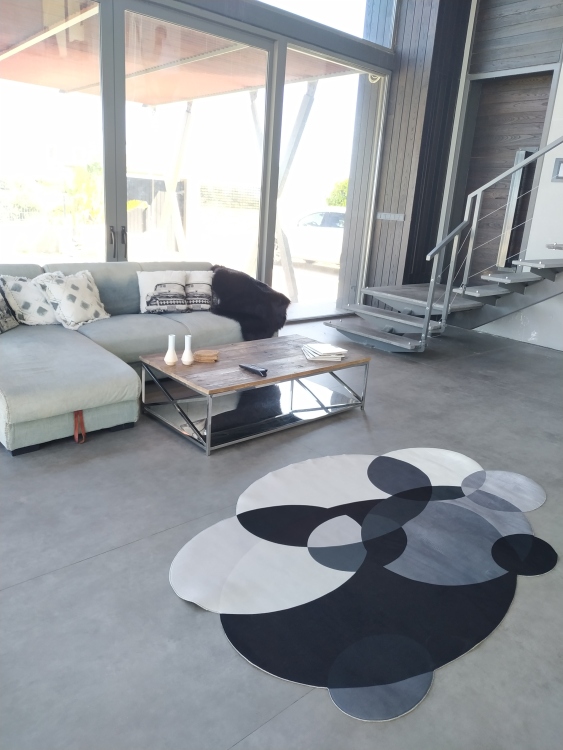 Printed velvet rug