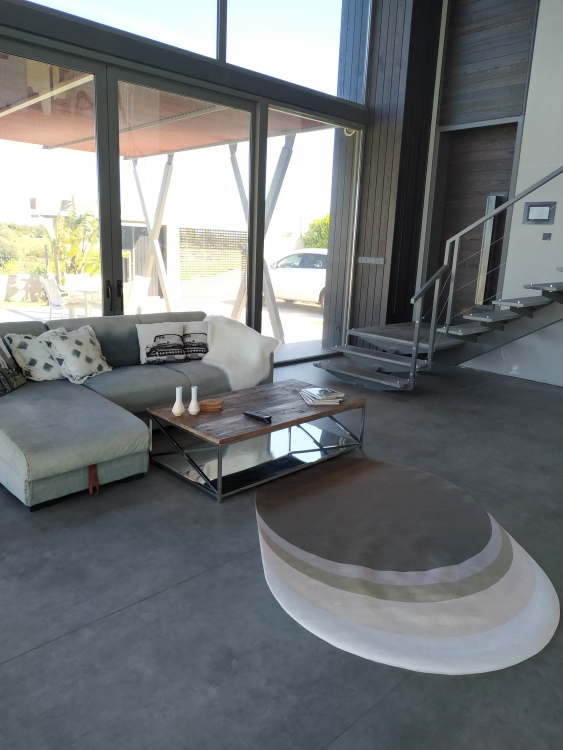 Printed velvet rug