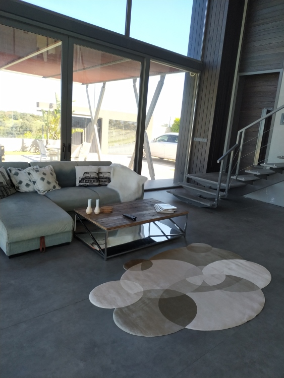 Printed velvet rug