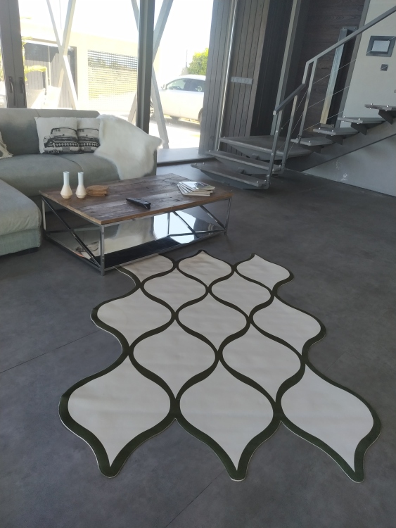 Printed velvet rug