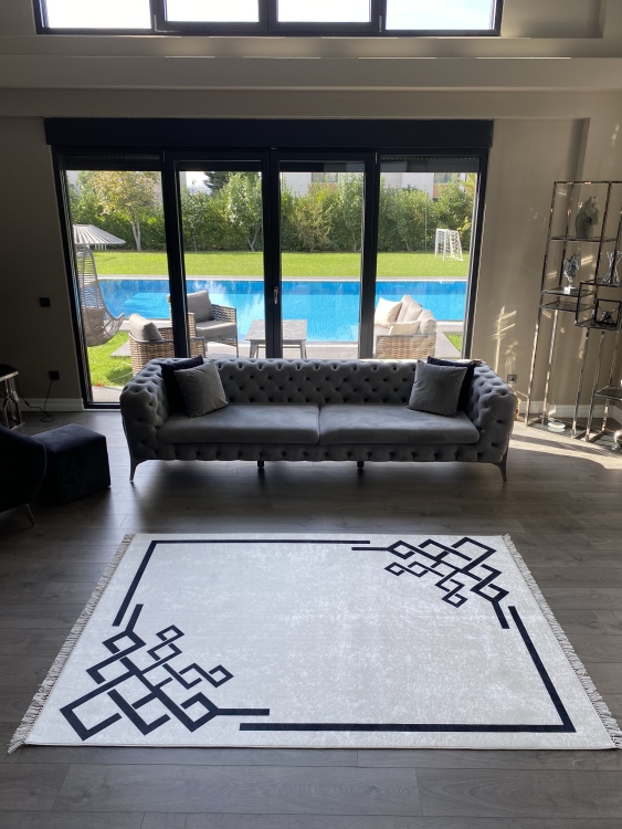 Printed velvet rug