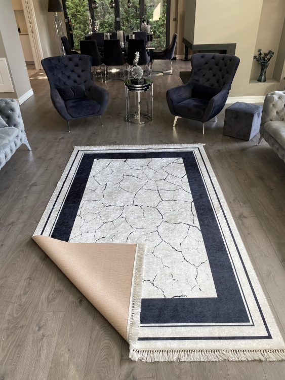 Printed velvet rug