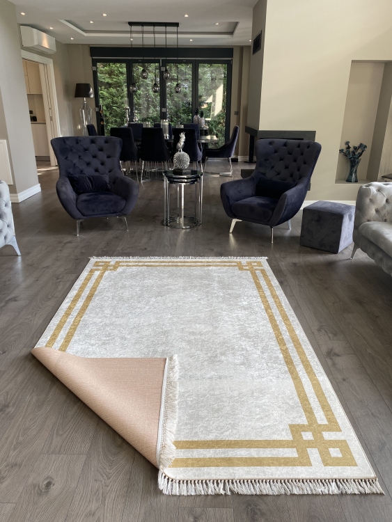 Printed velvet rug