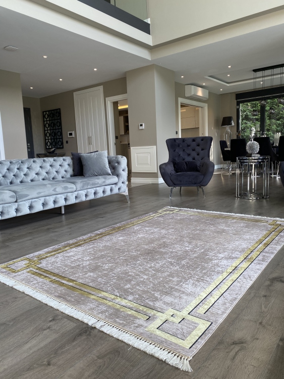 Printed velvet rug