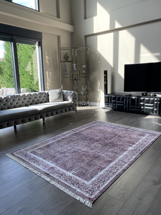 Printed velvet rug