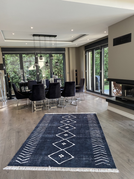 Printed velvet rug