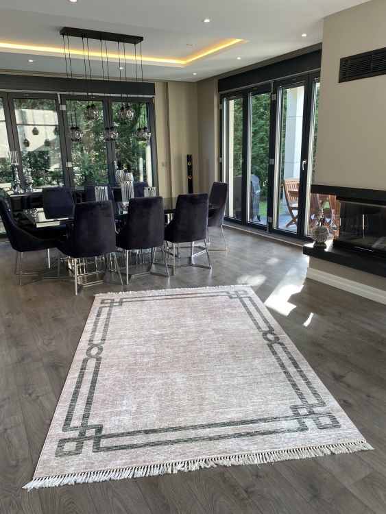 Printed velvet rug