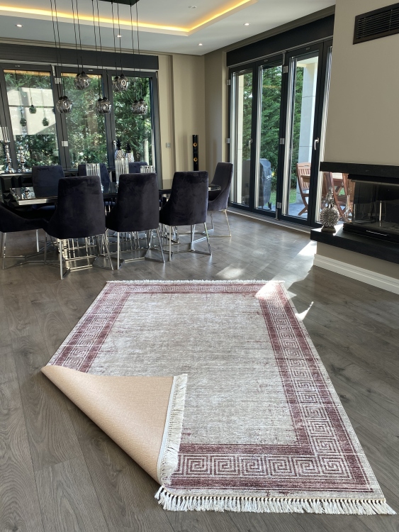 Printed velvet rug