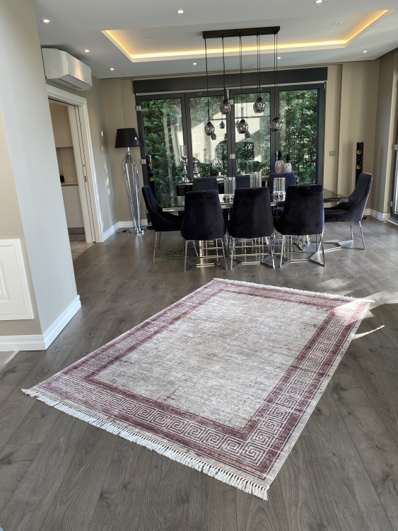 Printed velvet rug