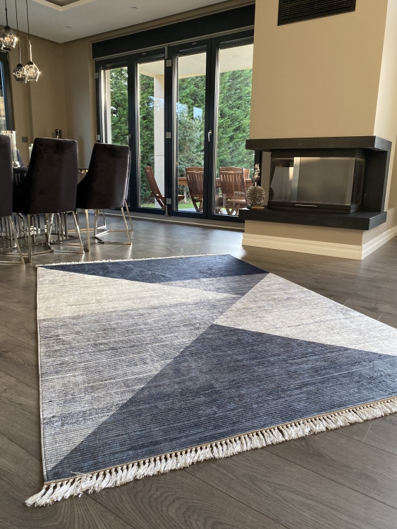 Printed velvet rug