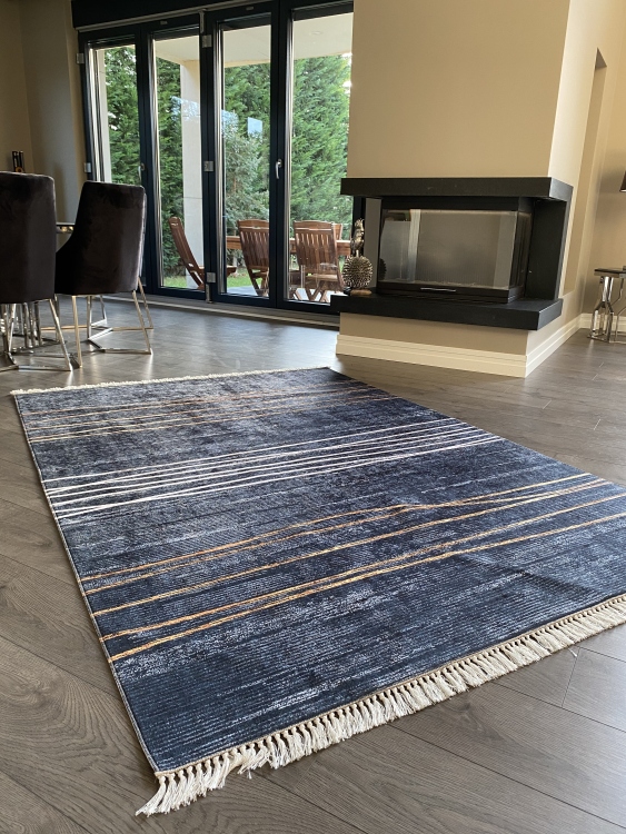 Printed velvet rug