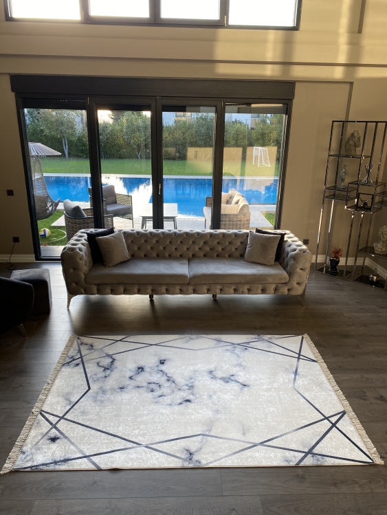 Printed velvet rug