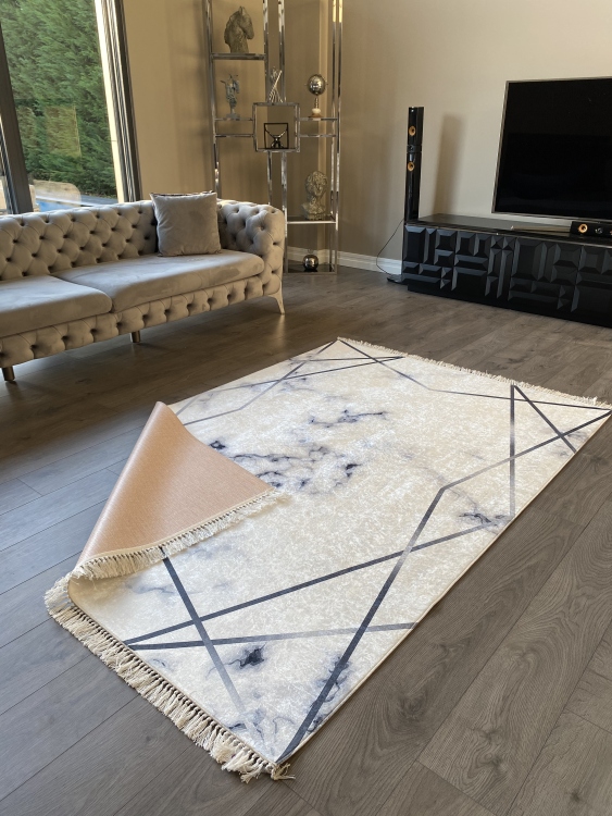 Printed velvet rug