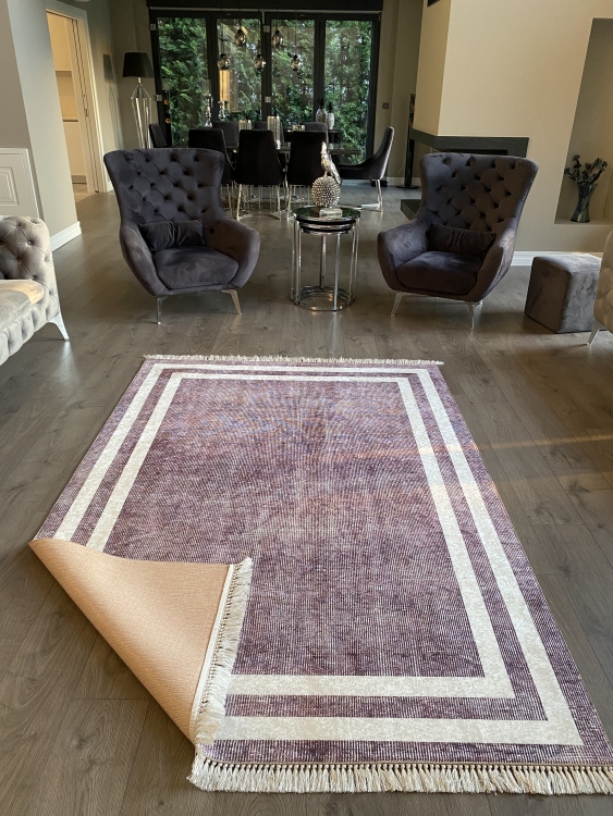 Printed velvet rug