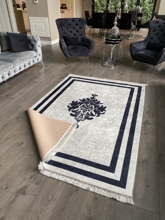 Printed velvet rug