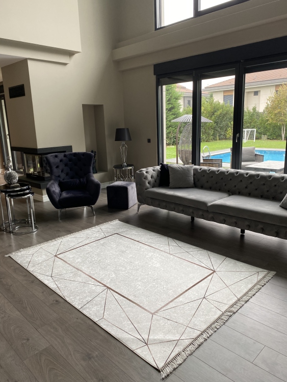 Printed velvet rug