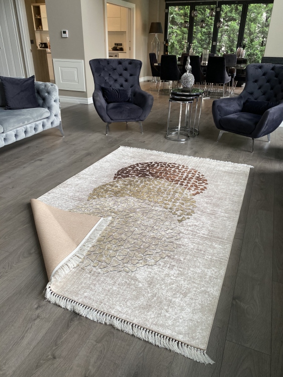 Printed velvet rug