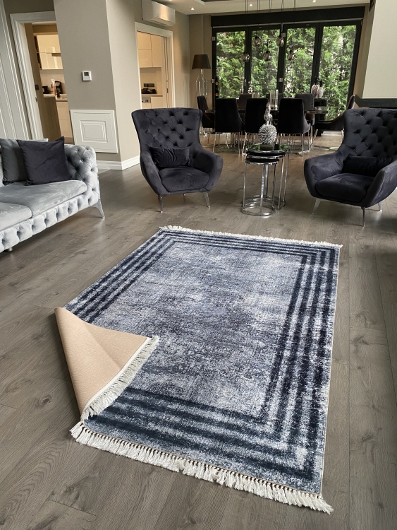 Printed velvet rug