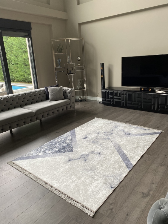 Printed velvet rug