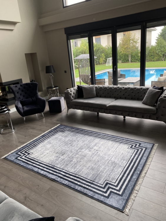 Printed velvet rug