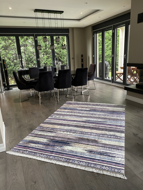 Printed velvet rug