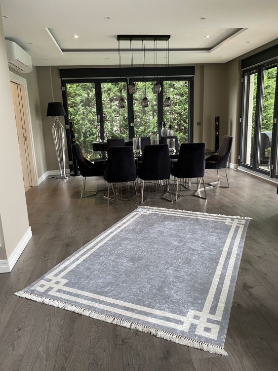 Printed velvet rug