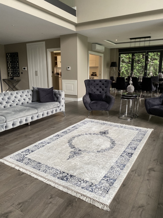 Printed velvet rug