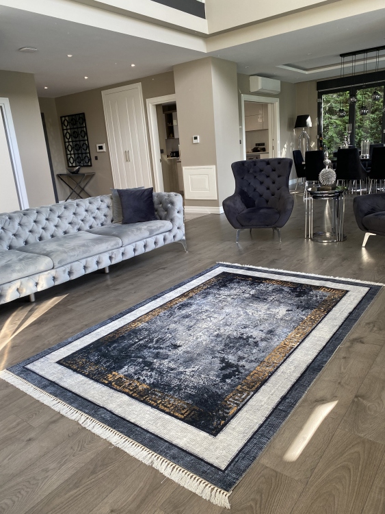 Printed velvet rug