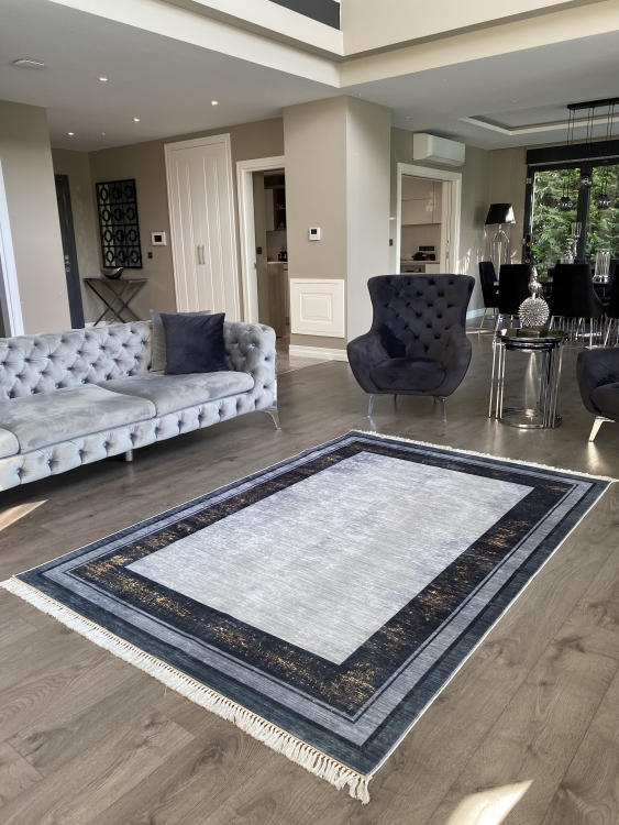 Printed velvet rug