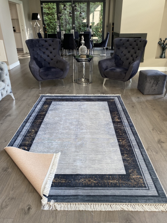 Printed velvet rug