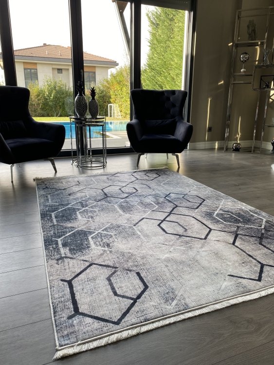 This printed velvet cloth weaving base rug has a soft texture, and a bold and stylish design