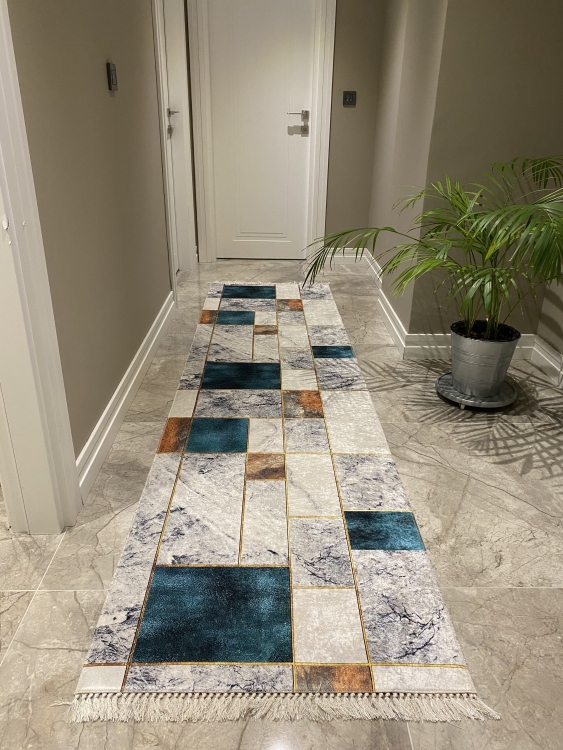 Printed velvet rug