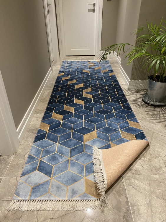 Printed velvet rug