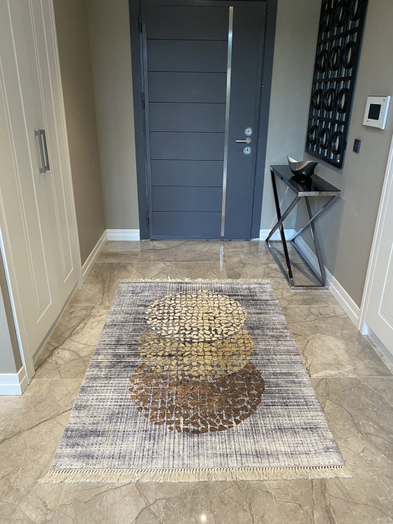 Printed velvet rug