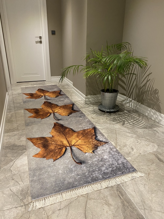 Printed velvet rug
