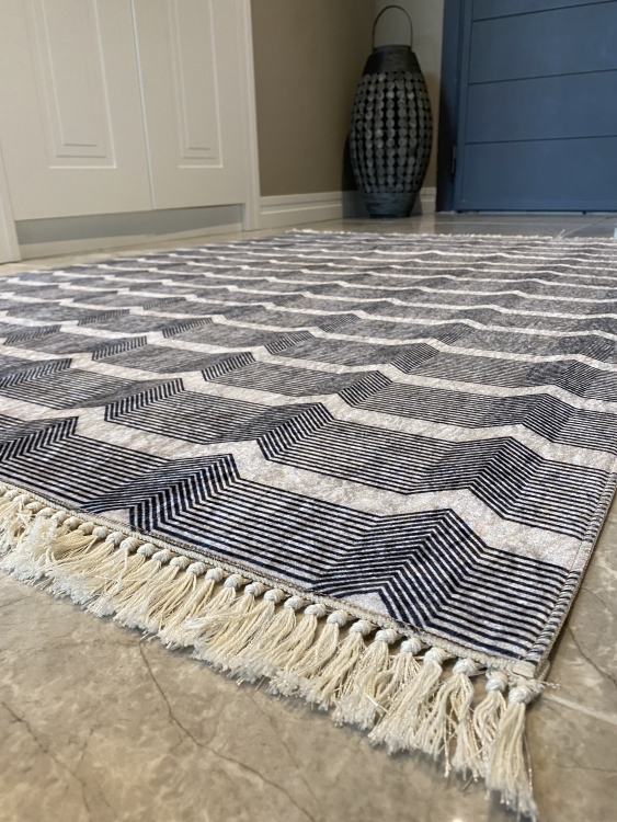 Printed velvet rug