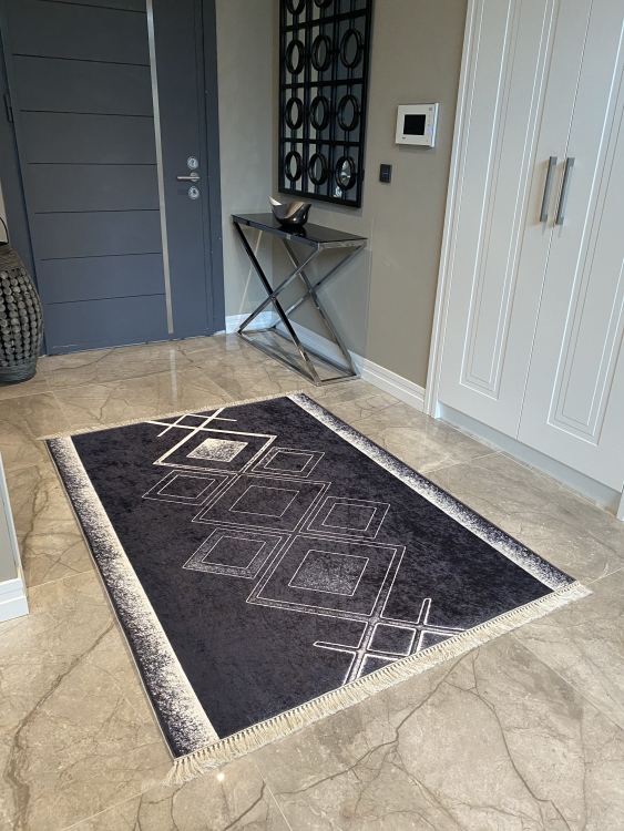 Printed velvet rug